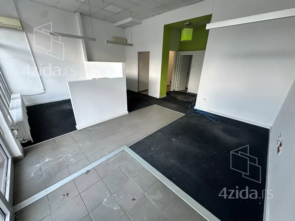 Poslovni prostor | 4zida