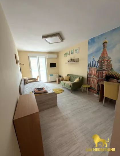 VOJVODE ŠUPLJIKCA | 4zida.rs