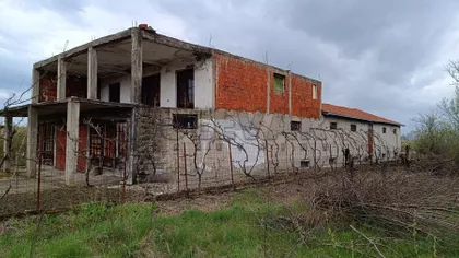Milanovo | 4zida.rs