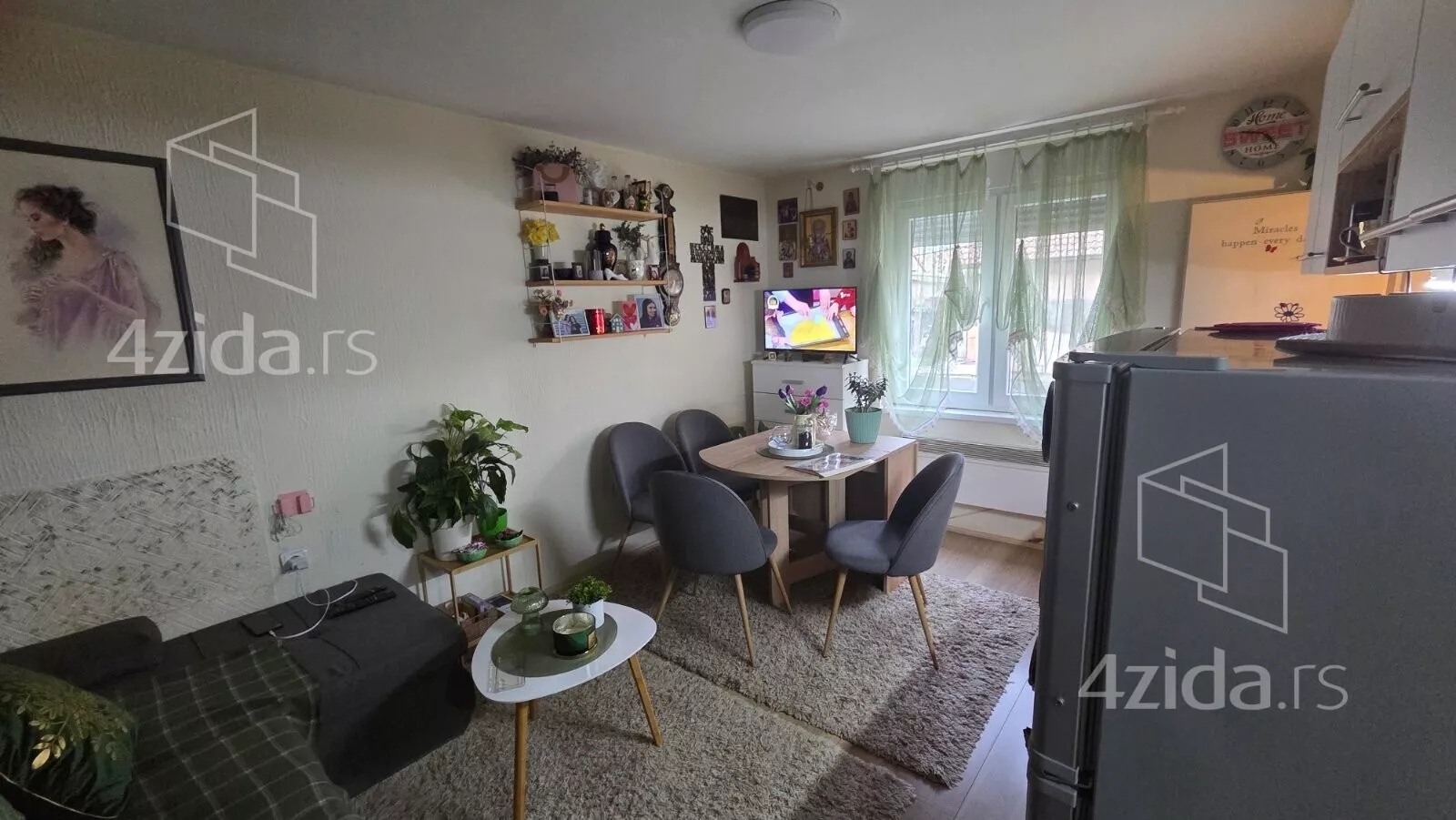 Jednoiposoban stan | 4zida