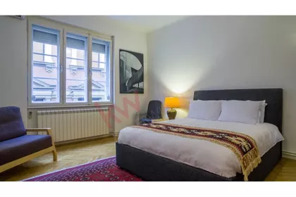 Vase Čarapića | 4zida.rs