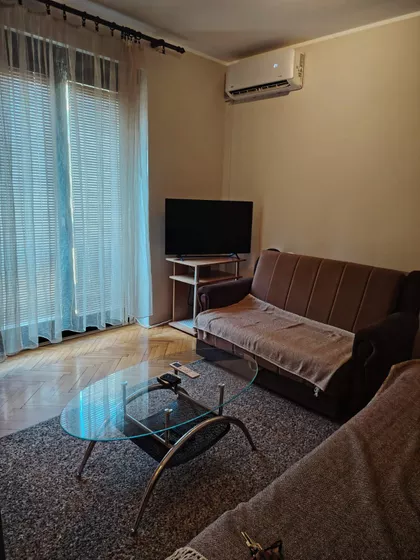 Nemanjina | 4zida.rs