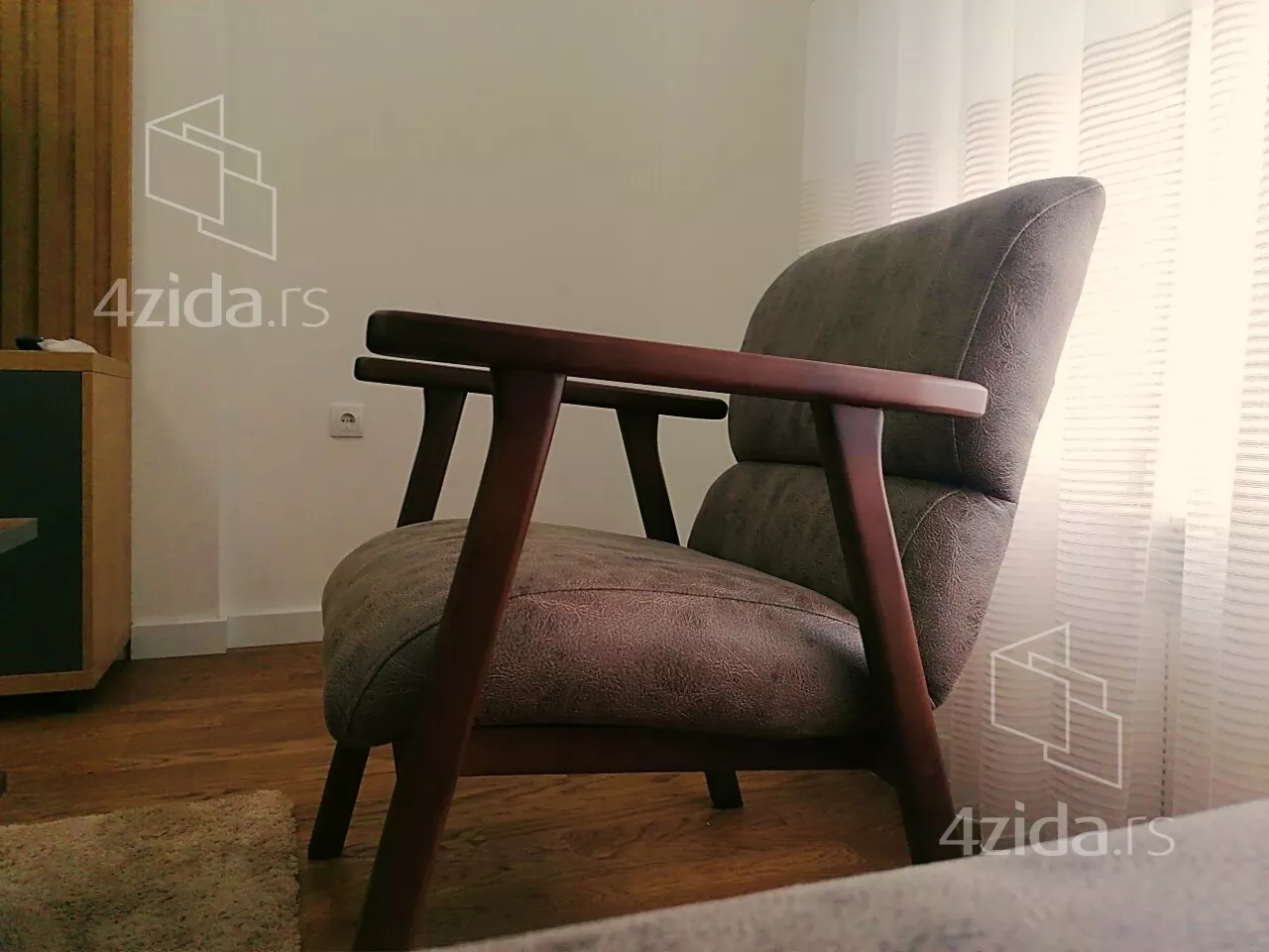 Garsonjera | 4zida