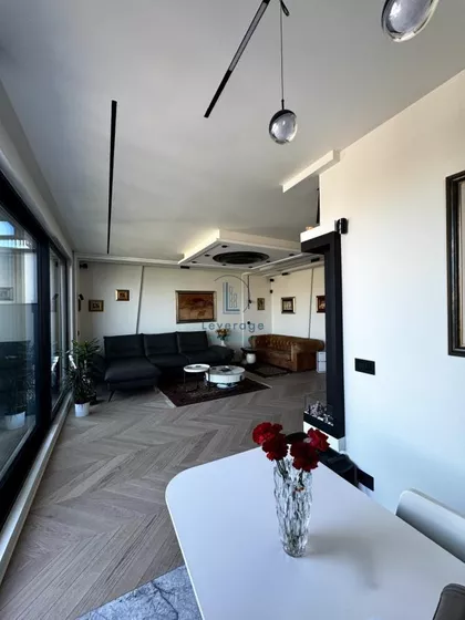 Ustanička | 4zida.rs