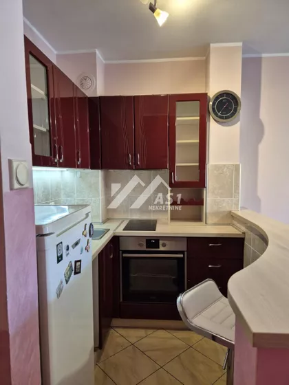 Cara Dušana | 4zida.rs