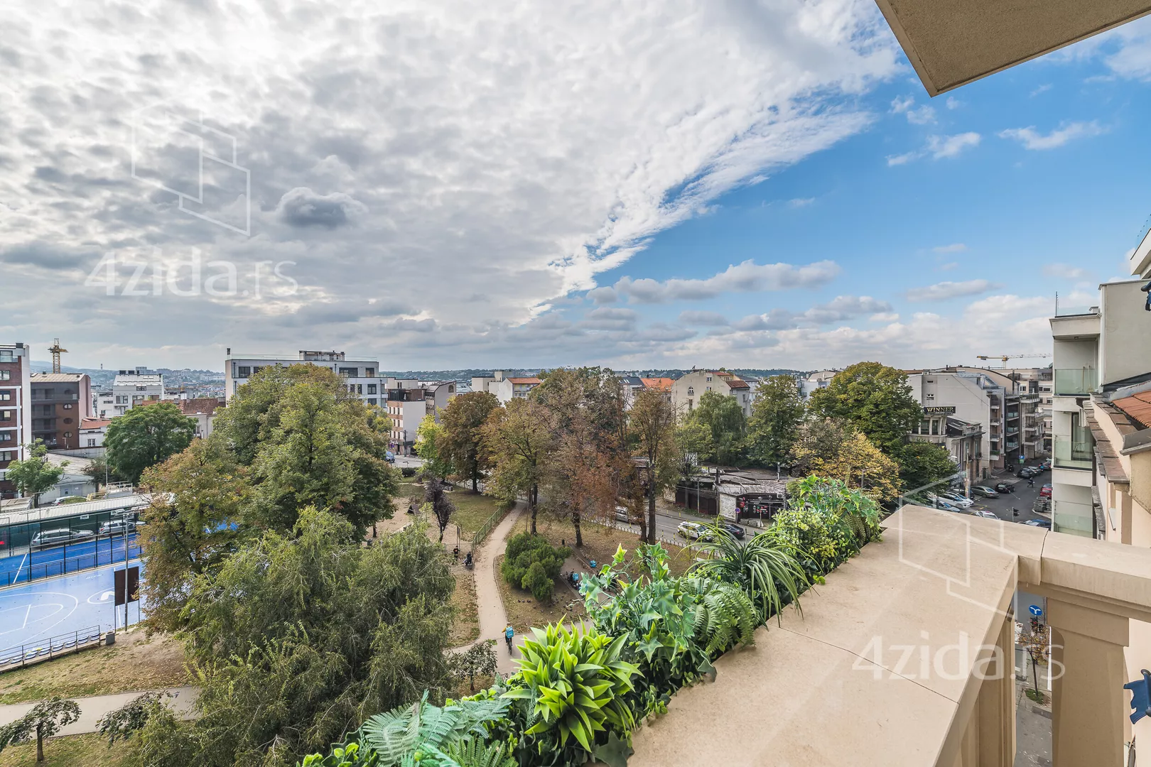 Četvorosoban stan | 4zida