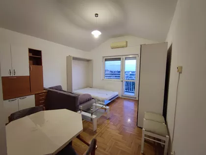 Arčibalda Rajsa 40G | 4zida.rs