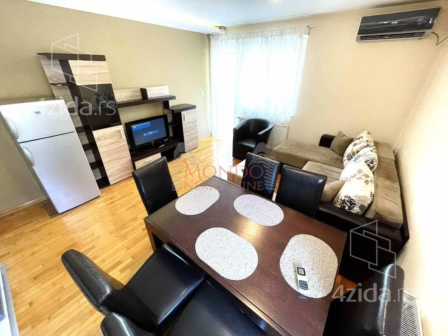 Dvoiposoban stan | 4zida