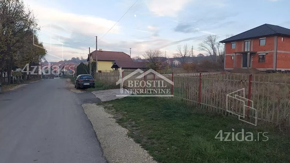 Građevinsko zemljište | 4zida