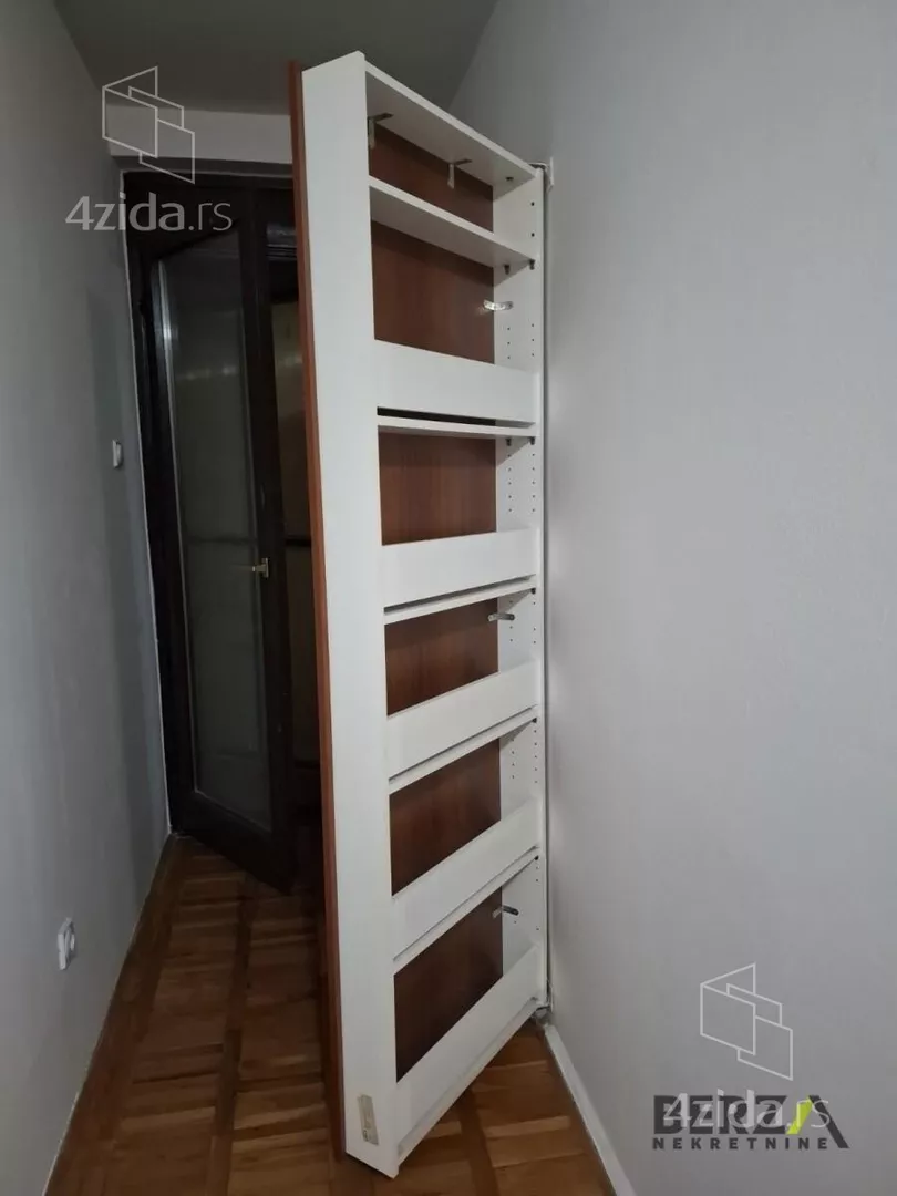 Garsonjera | 4zida