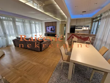 Velisava Vulovica | 4zida.rs