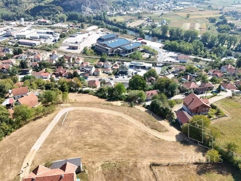 Plac | 4zida