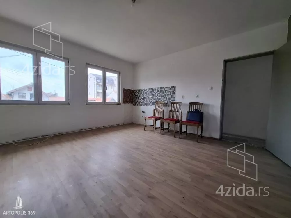 3-etažna kuća | 4zida