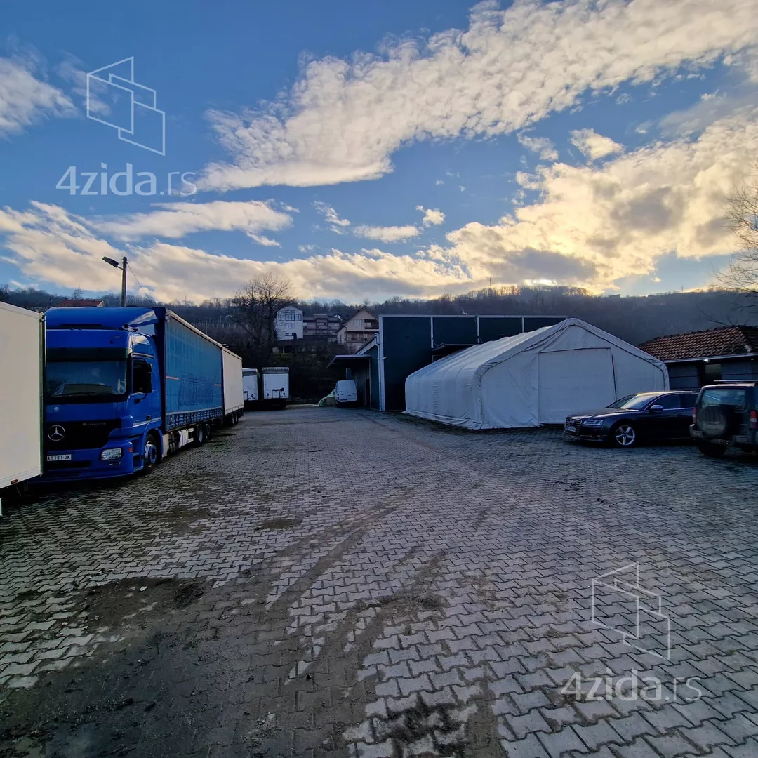 Poslovni prostor | 4zida