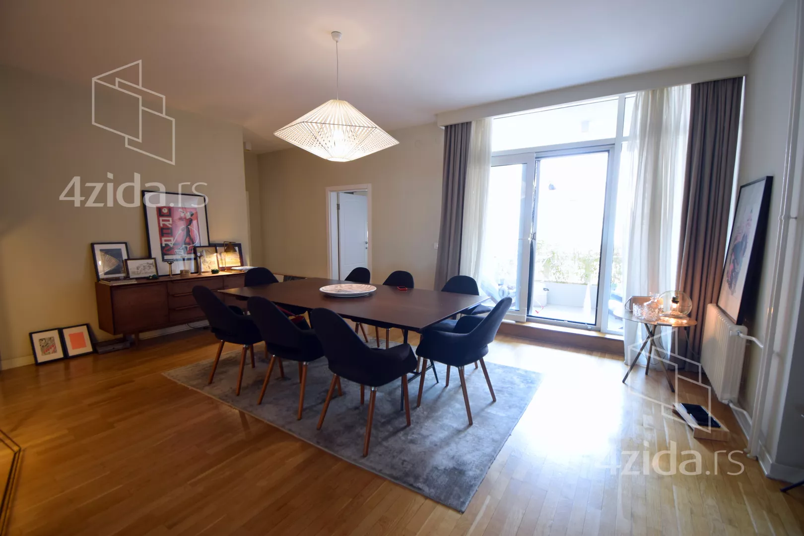 Petosoban stan | 4zida