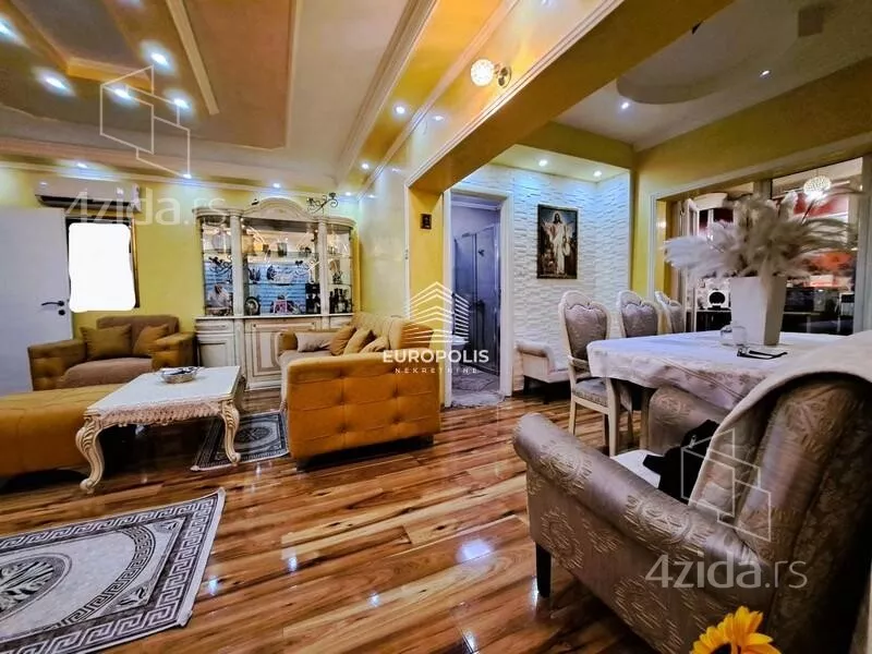 3-etažna kuća | 4zida