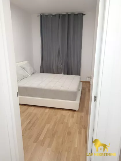 RUMENAČKI PUT | 4zida.rs