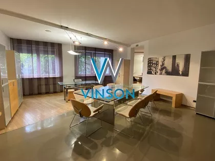 Petra Drapšina | 4zida.rs