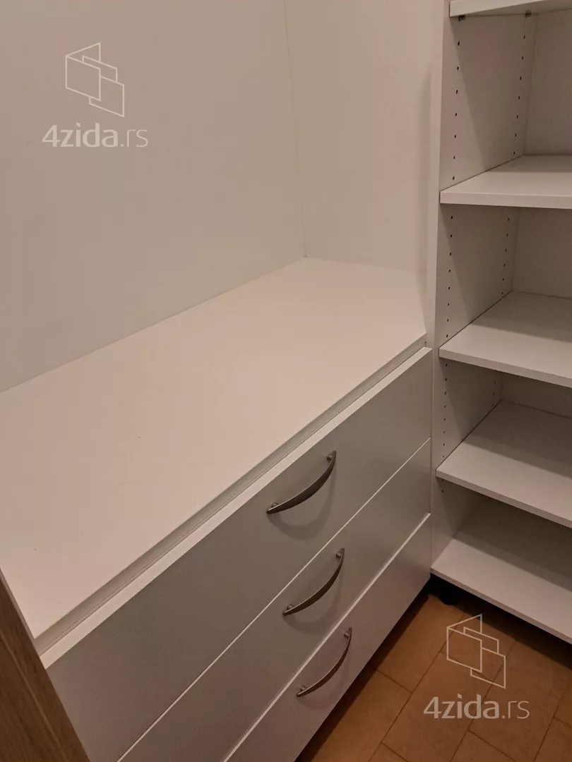 Garsonjera | 4zida