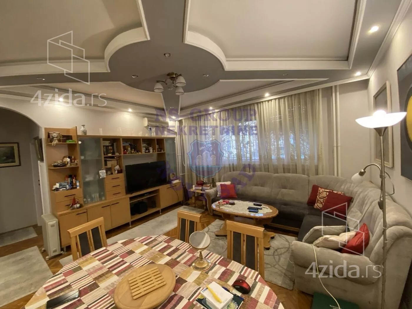 Troiposoban stan | 4zida