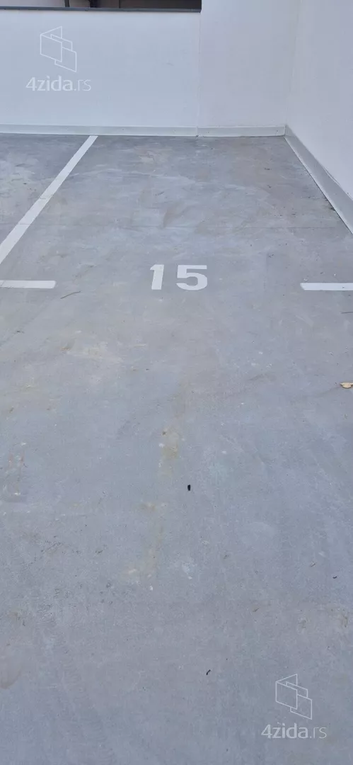 Parking | 4zida