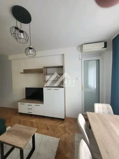 Lukijana Mušickog | 4zida.rs