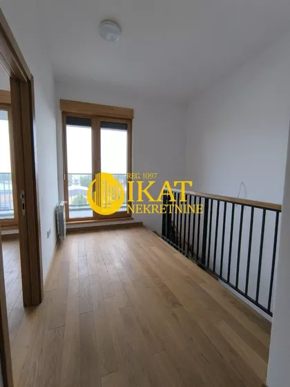 Cara Dušana | 4zida.rs