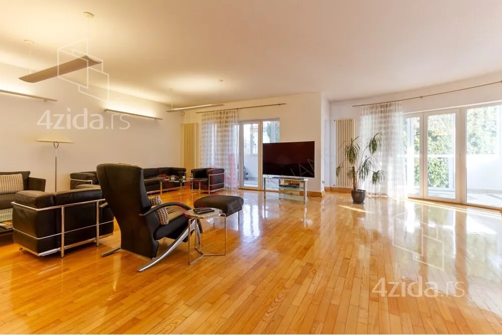 4-etažna kuća | 4zida