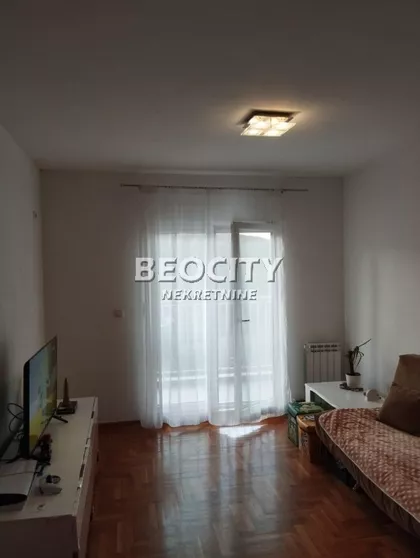 Petra Konjevica | 4zida.rs