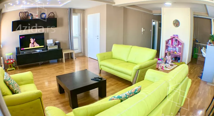 Četvorosoban stan | 4zida