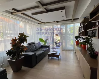 Lipov Gaj | 4zida.rs