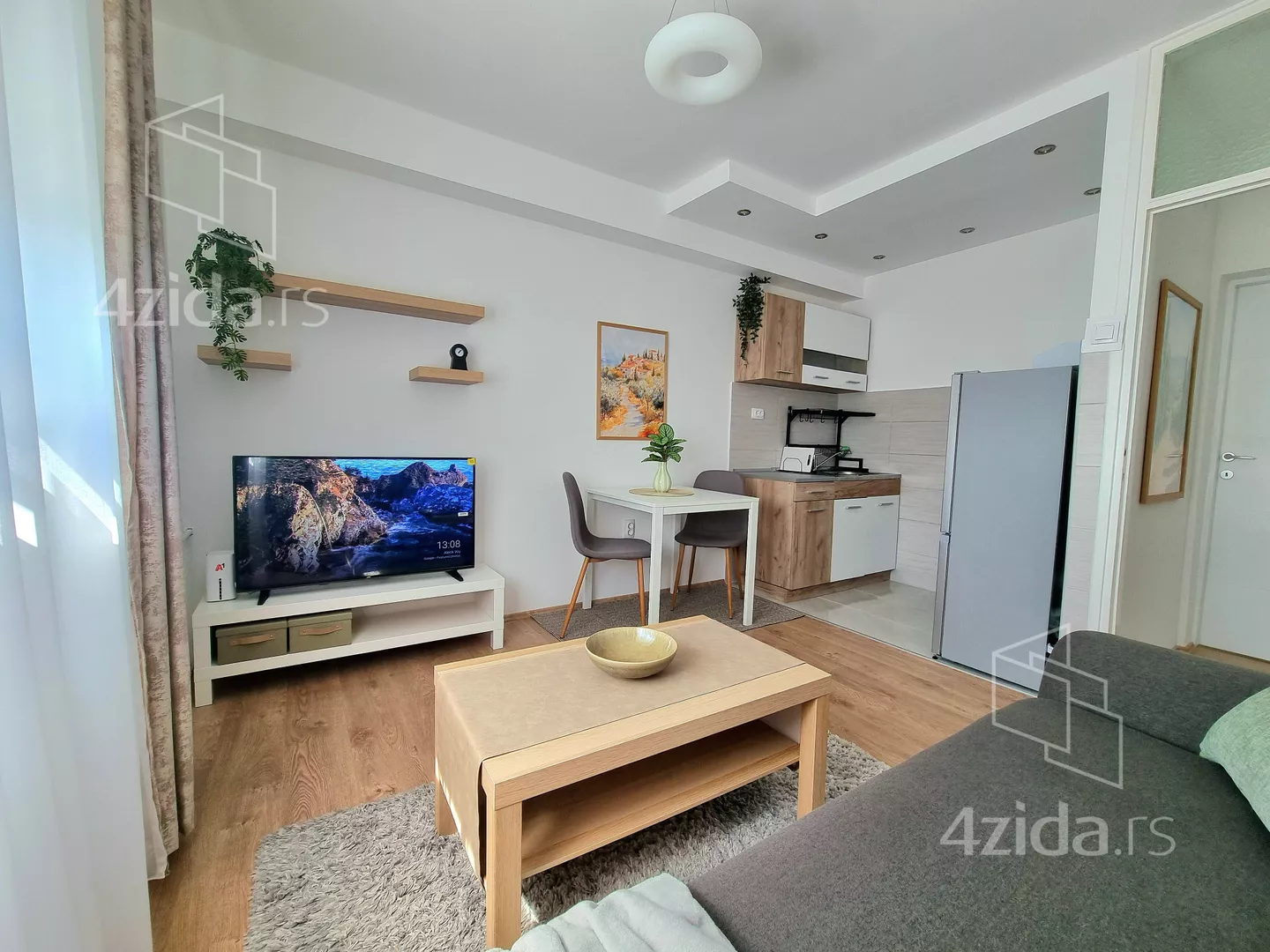 Jednoiposoban stan | 4zida