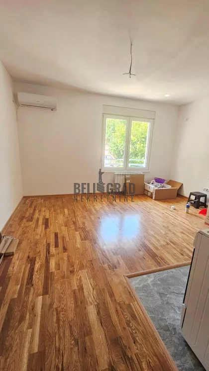 Kraljice Jelene | 4zida.rs