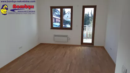 Okolne lokacije | 4zida.rs