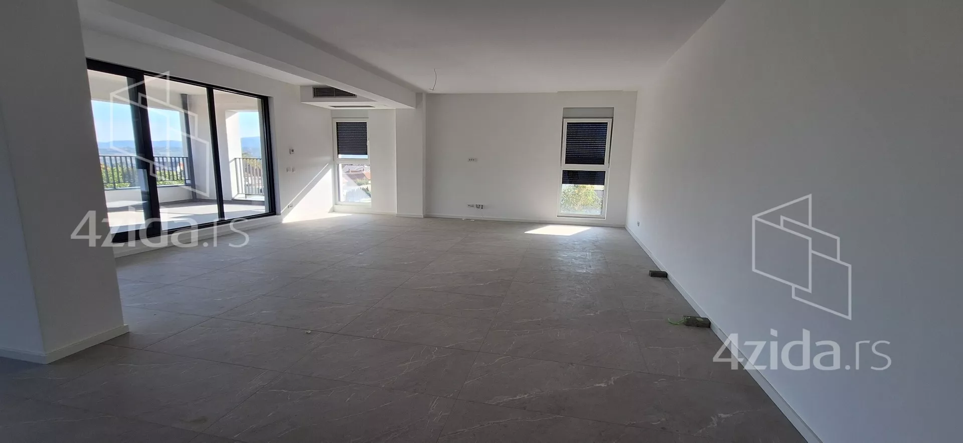 Petosoban stan | 4zida