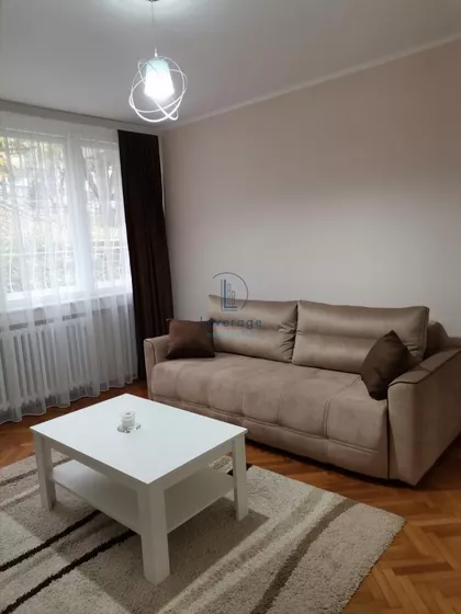 Učiteljsko Naselje | 4zida.rs