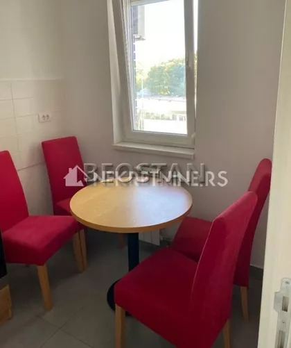 Urosa Martinovica | 4zida.rs