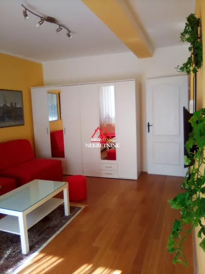 Kornelija Stankovića | 4zida.rs