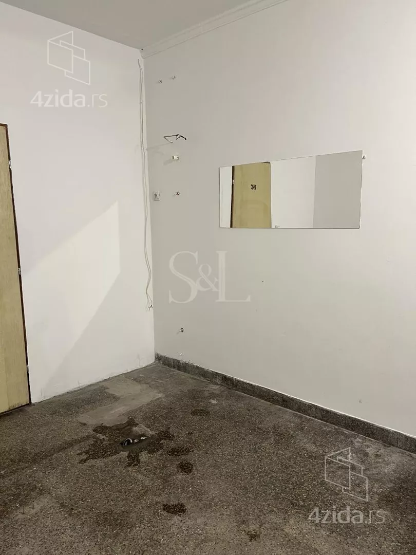 Lokal | 4zida