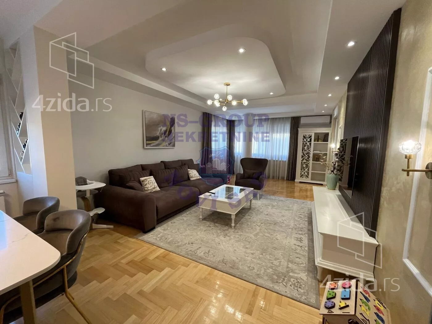 Troiposoban stan | 4zida