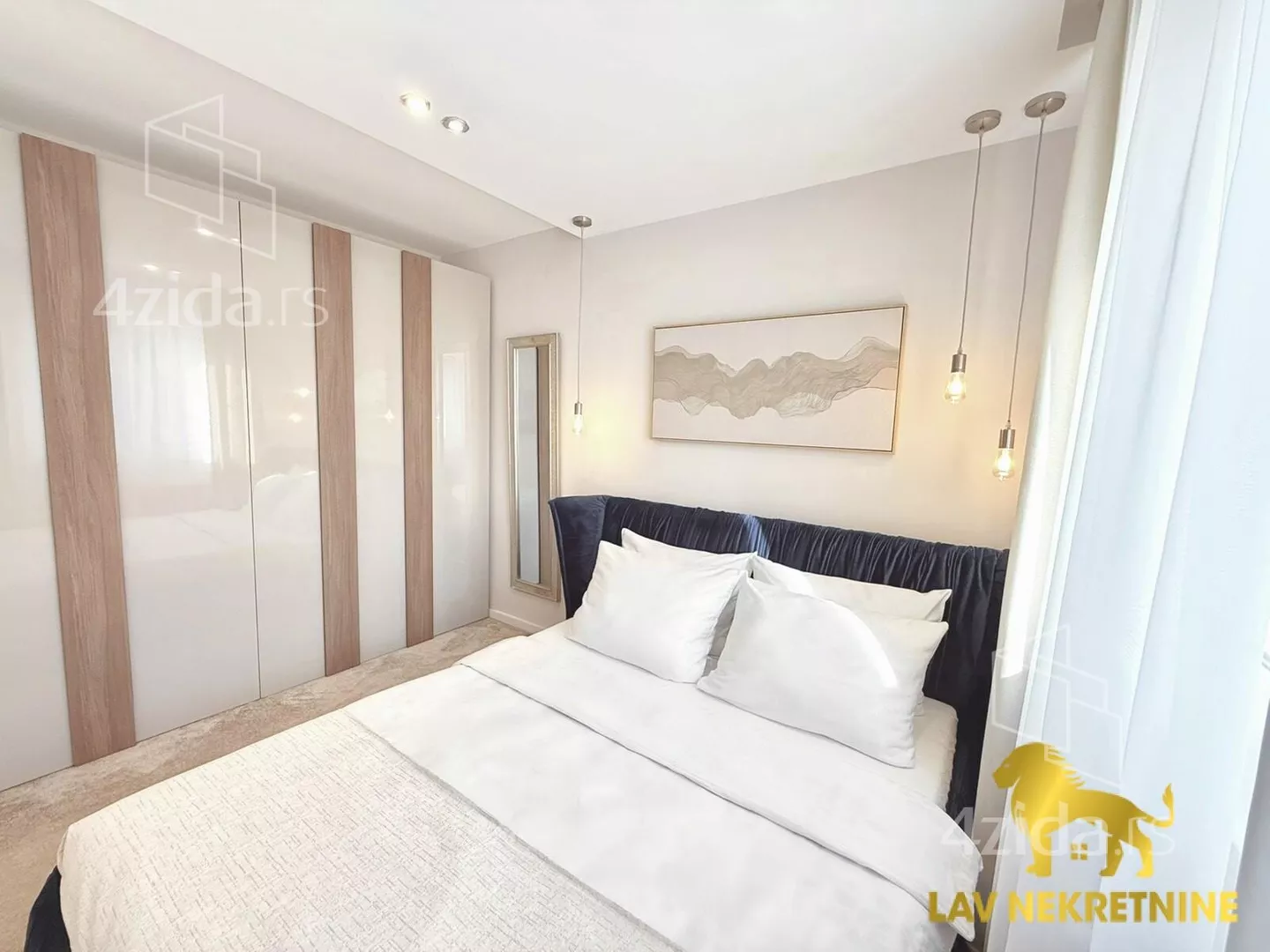 Troiposoban stan | 4zida