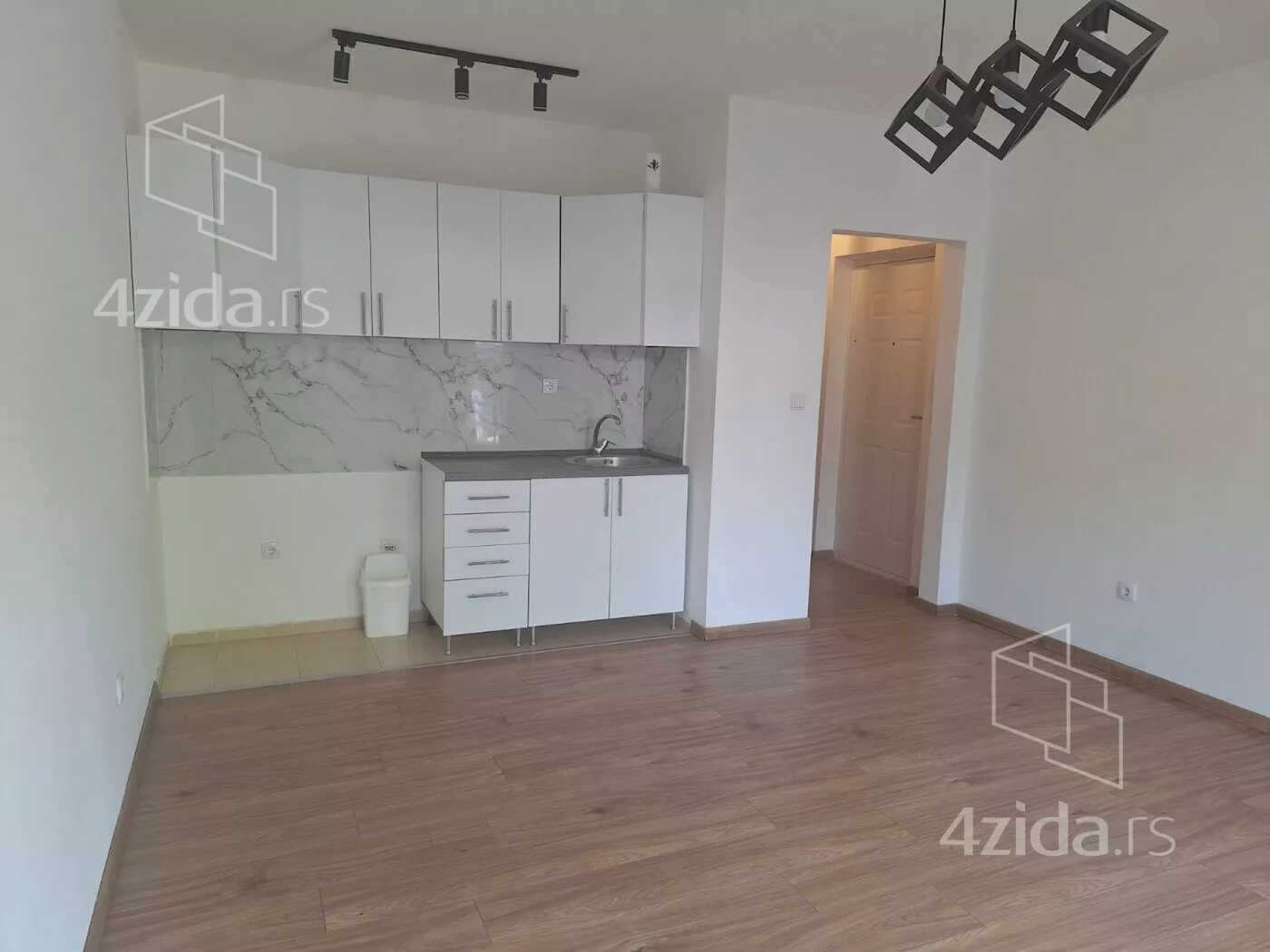 Garsonjera | 4zida