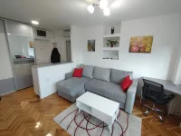 Niš, Gradske lokacije, Medijana, Gradska Bolnica | 4zida.rs | 4zida.rs
