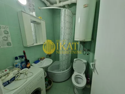 Kanarevo Brdo | 4zida.rs