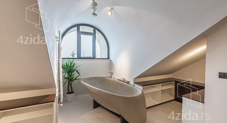 4-etažna kuća | 4zida