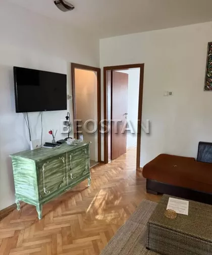 Karađorđev Trg | 4zida.rs