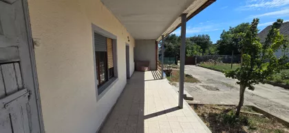 Lovćenac | 4zida.rs