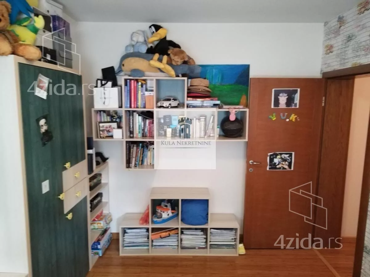 Četvorosoban stan | 4zida
