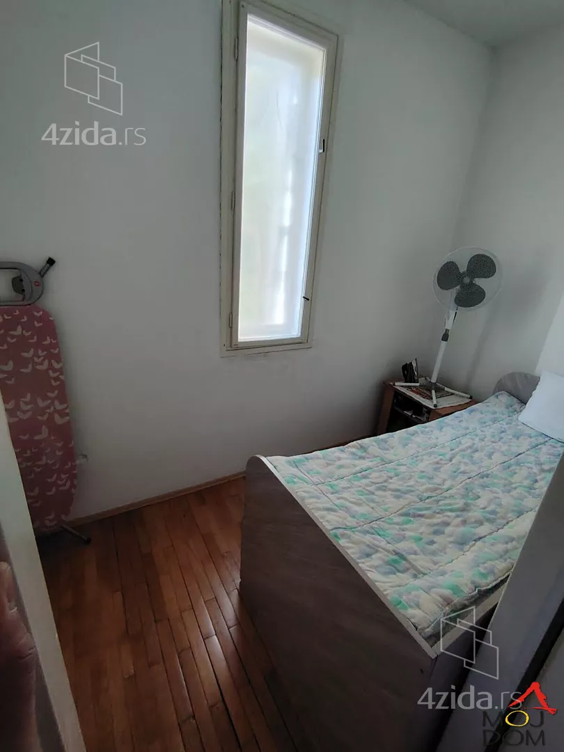 Četvoroiposoban stan | 4zida