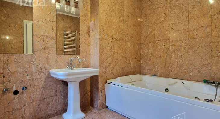 6-etažna kuća | 4zida